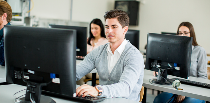 Des cellules régionales pour accompagner les jeunes dans la recherche d’une formation ou d’un employeur