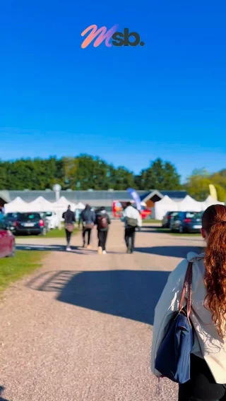 Instagram post from mantes_school. This post is in position 1.